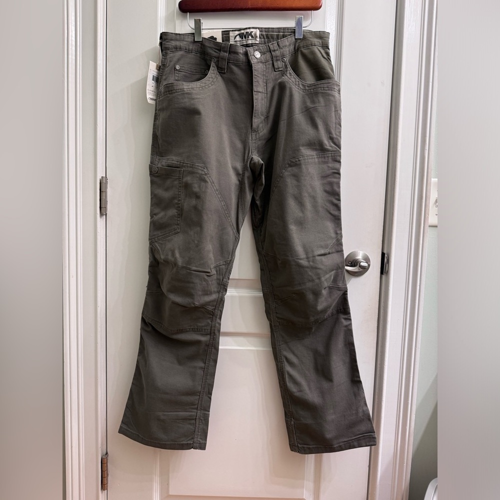 Mountain Khakis Men’s Camber Model 107 pant